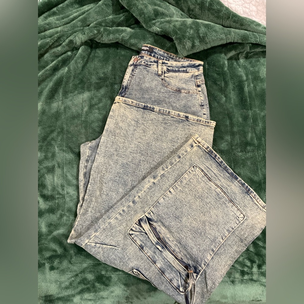 American Bazi Denim Mineral Wash Wide Leg Cargo Jeans